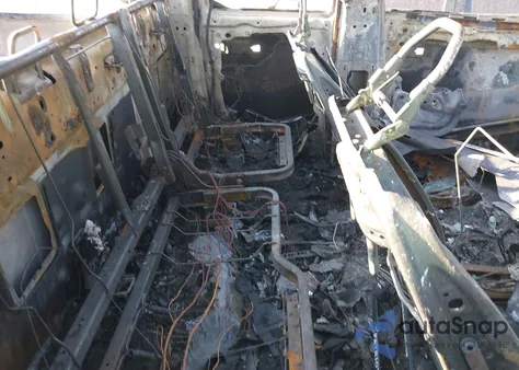 2022 Ram 1500 из США, поврежденный, VIN 1C6RREBT1NN452493